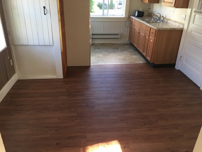 Building Photo - 202 Pembroke St