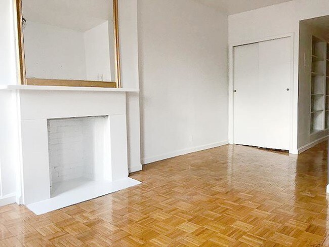 Building Photo - 714 Greenwich Street
