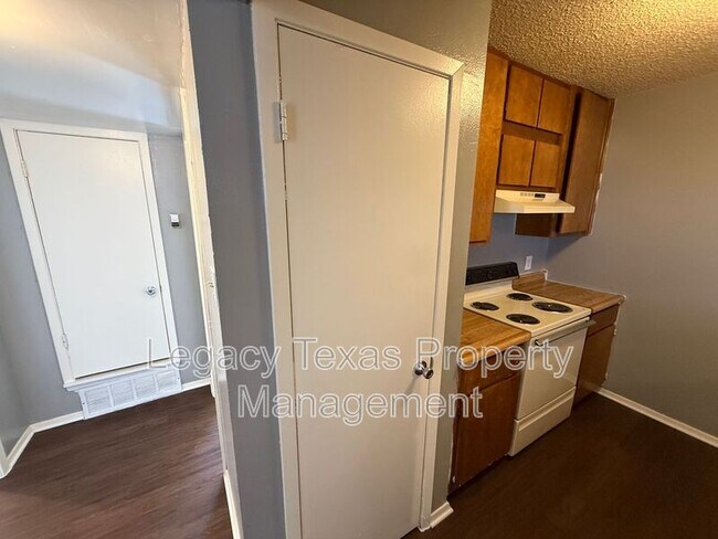 Foto del edificio - 1714 Short St