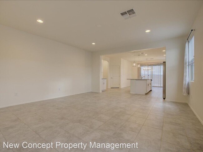 Foto del edificio - 4 br, 2 bath House - 14028 E Red Pine Pl
