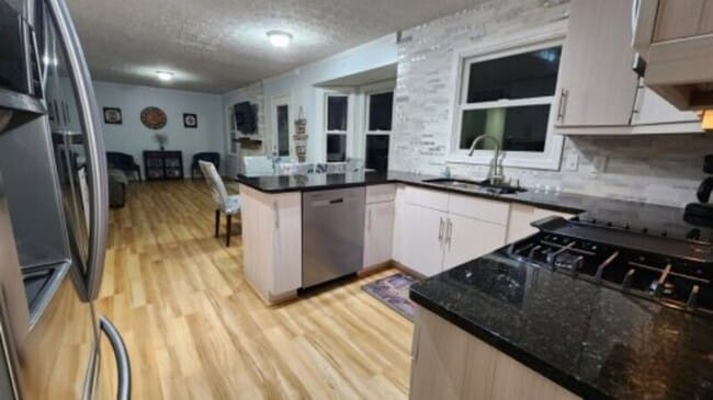 Building Photo - 1125 Penselwood Dr