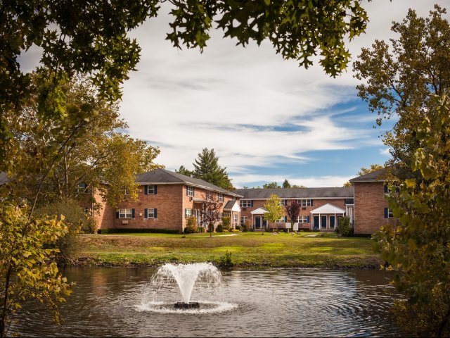 Building Photo - Dorchester Manor Apartments