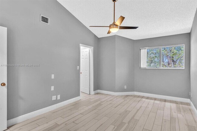 Building Photo - 3473 NW 44th St