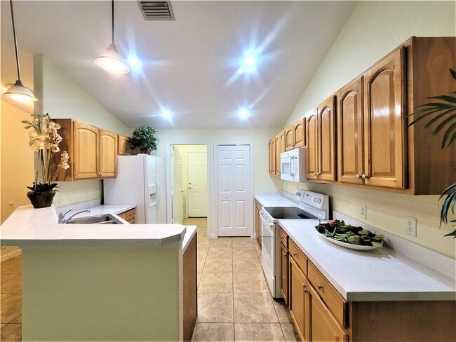Building Photo - 11124 Hotchkiss Dr