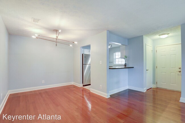 Building Photo - 2 br, 2 bath House - 6818 Glenridge Dr  Un...