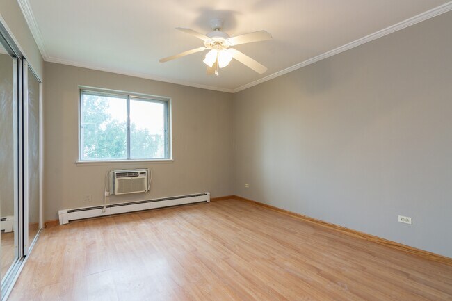 Building Photo - 1471 N Winslowe Dr