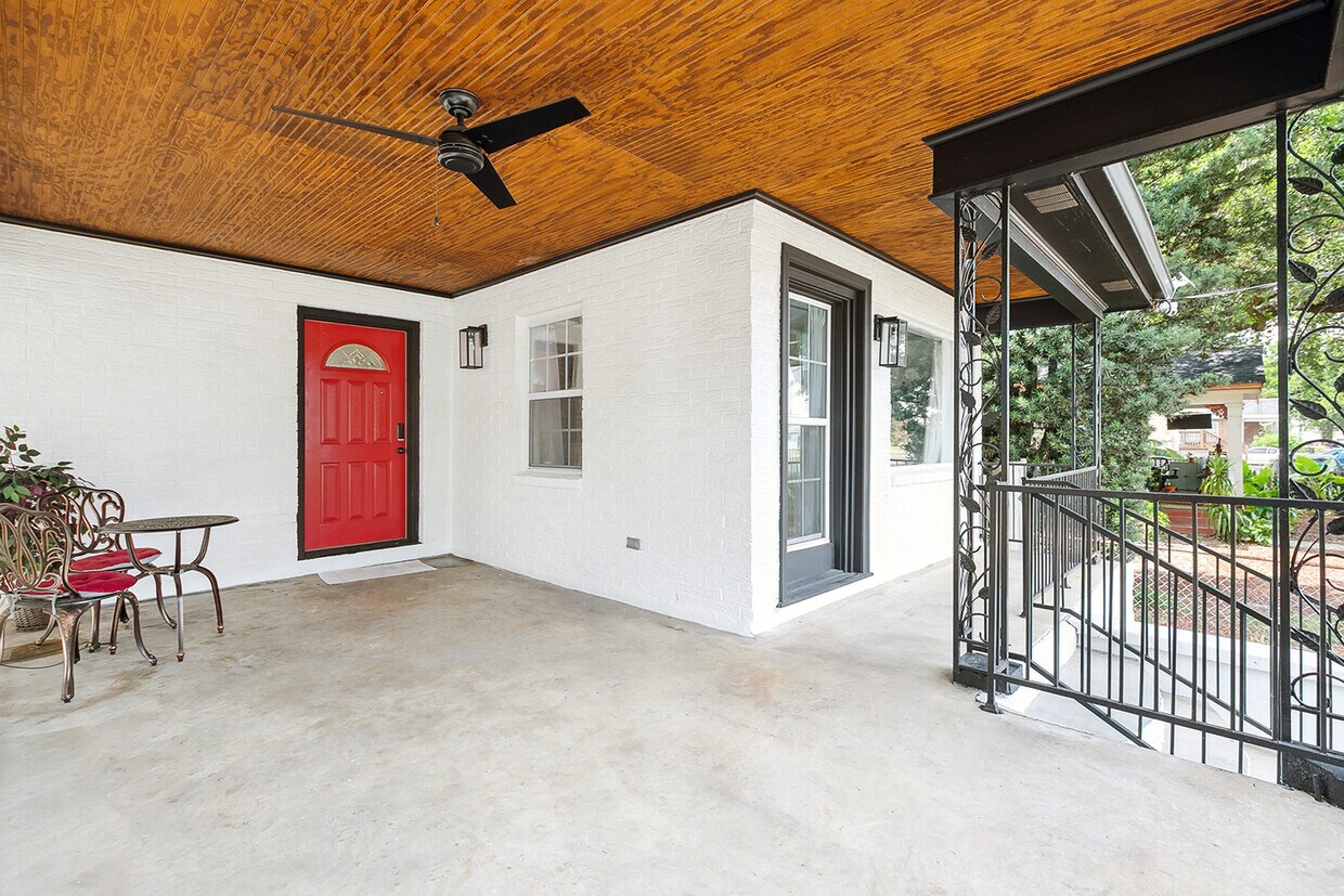 Foto principal - 1432 Poland Ave
