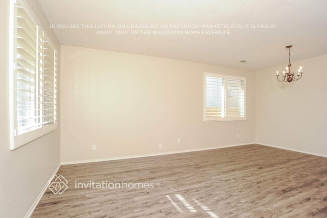 Building Photo - 5815 W Ave J 12