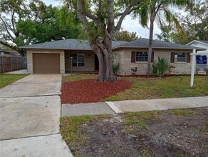 Building Photo - 4807 Wynwood Dr