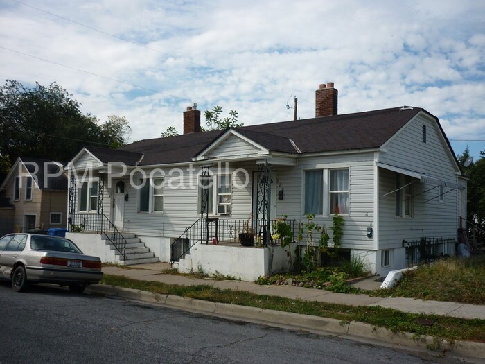 Primary Photo - 622 W Wyeth St