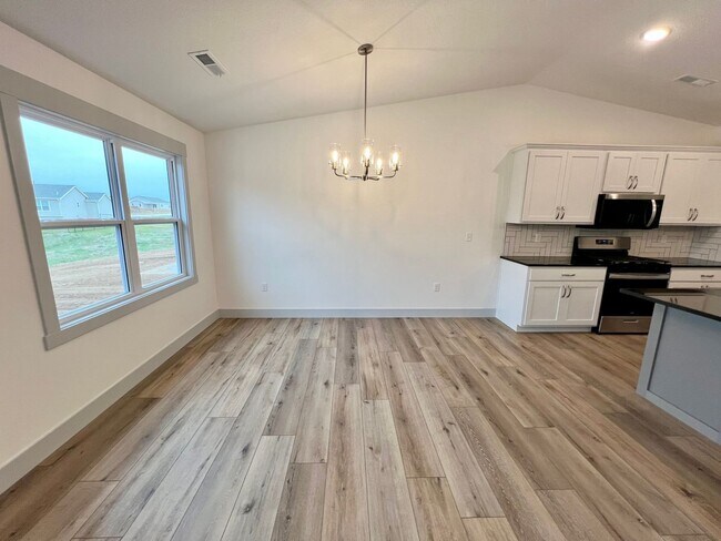 Foto del edificio - Brand New 3 Bed 2 Bath Duplex in East Manhattan!