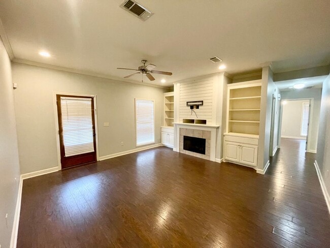 Photo - 3/2 For Rent in Farmington Station! House