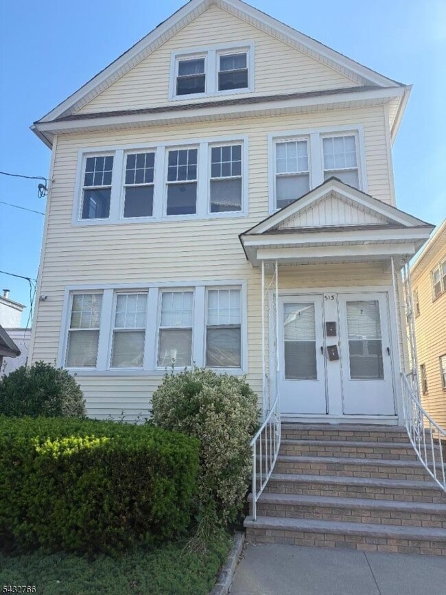 Building Photo - 313 Ashton Ave