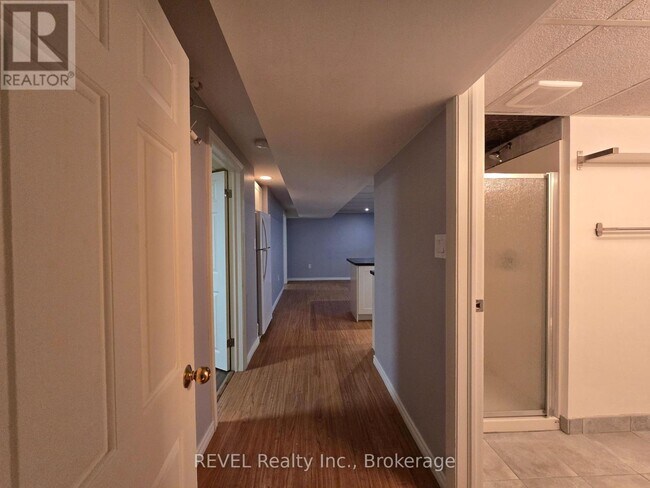 Photo du bâtiment - 33 Dundas Crescent