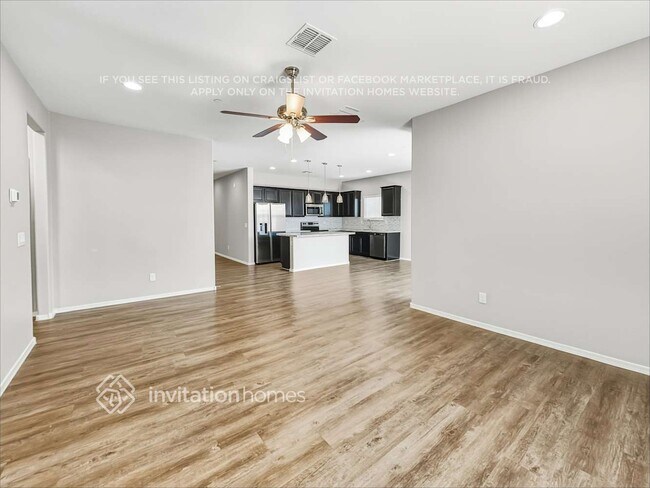 Foto del edificio - 21167 W Cypress St