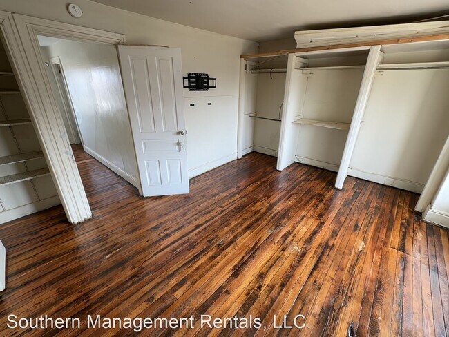 Building Photo - 3 br, 1 bath House - 43 N Hartman St 2nd Fl