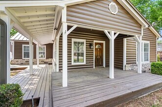 Building Photo - 6212 Westcoat Dr