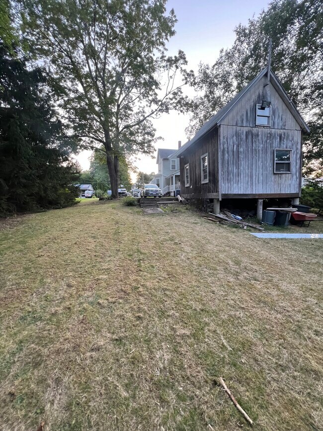 Building Photo - 155 Hill St