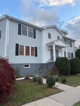 Building Photo - 93 Henry Ave