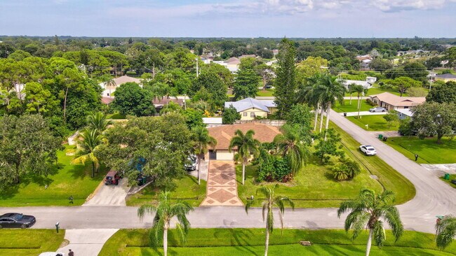 Foto del edificio - 501 NW Colonial St