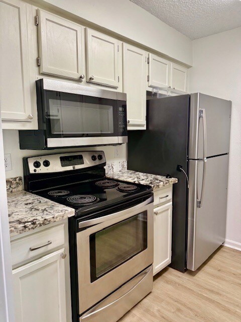 Foto del edificio - 1532 Sharlo Ave