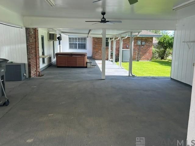 Building Photo - 9422 Windward Rd