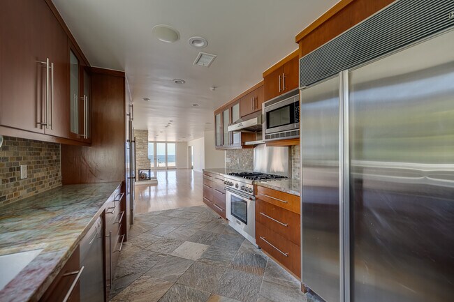 Updated kitchen with Subzero refrigerator - 4 Lighthouse St
