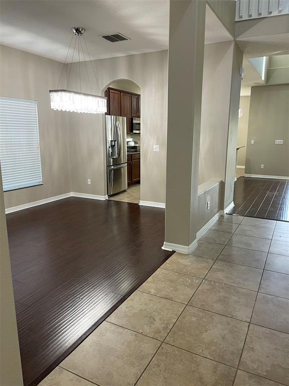 Building Photo - 12016 Deer Path Way
