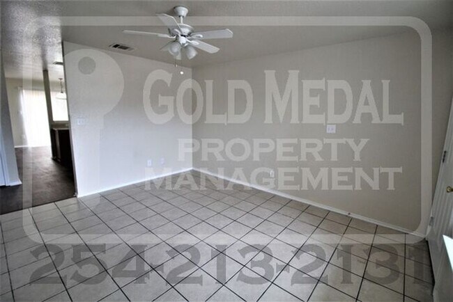 Foto del edificio - Spacious 3-Bedroom, 2-Bathroom Unit in Loma Vista- 3205 Hereford, Unit A, Killeen