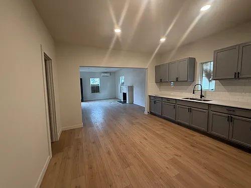 Foto del edificio - 1413 South Fwy