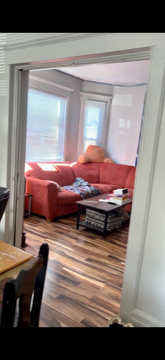 Foto del edificio - 77 2nd St