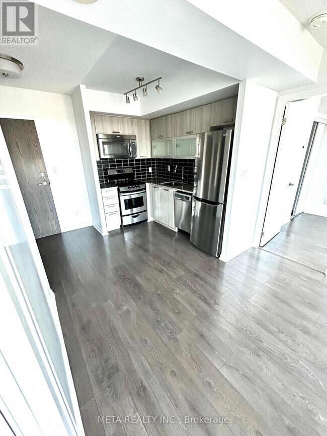 Building Photo - 68 Abell St