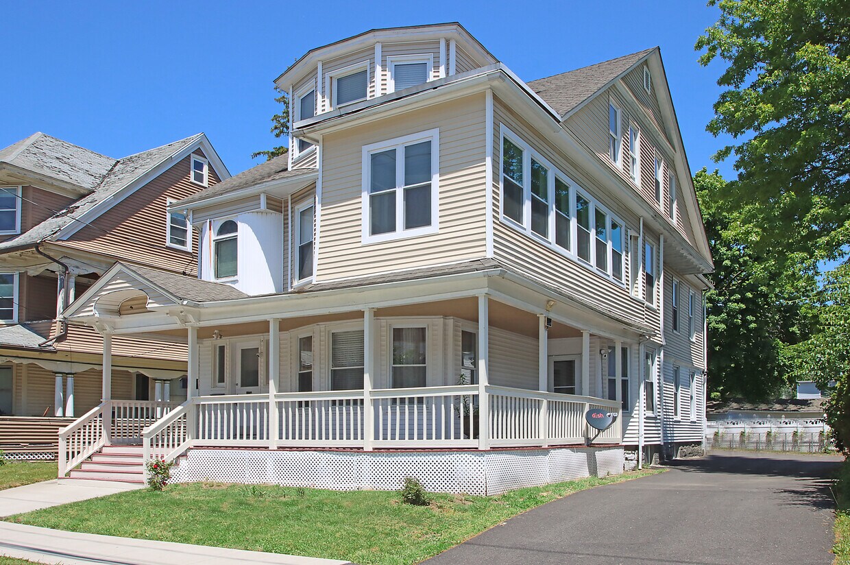 Foto principal - 592 Laurel Ave