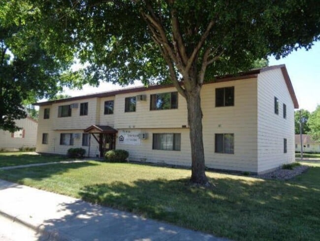 Exterior - 202 Main St E