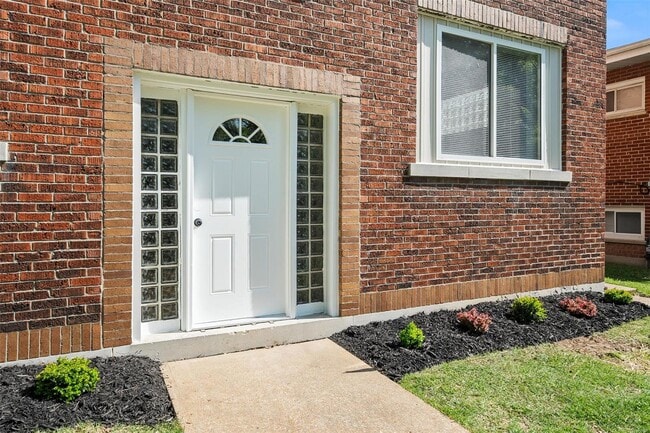Foto del edificio - 5303 Bancroft Ave