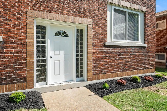 Foto del edificio - 5303 Bancroft Ave