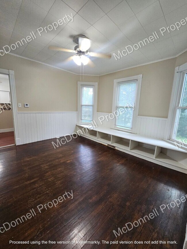 Foto del edificio - MOVE IN SPECIAL! There is a $25 fee per application and everyone over 18 needs to fill out their ...