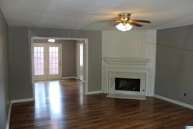Building Photo - 13 Ashford Cir