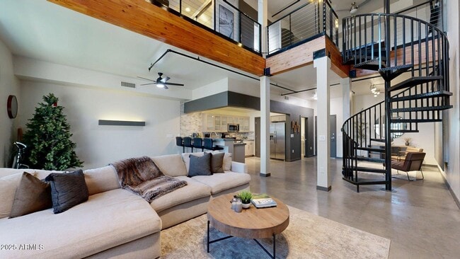 Building Photo - 1326 N Central Ave