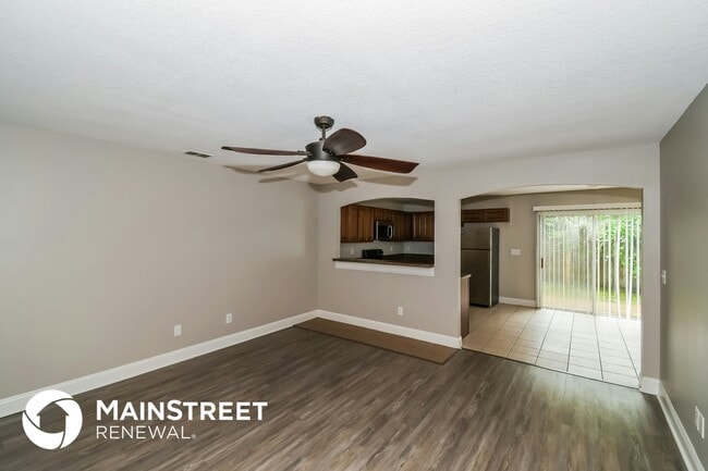 Foto del edificio - 8125 Cahoon Dr W