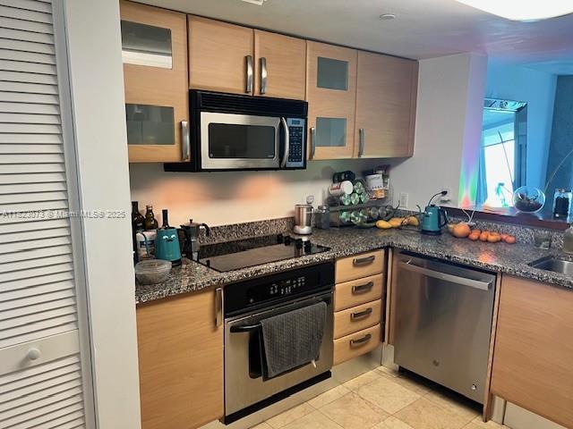 Primary Photo - 2101 Brickell Ave