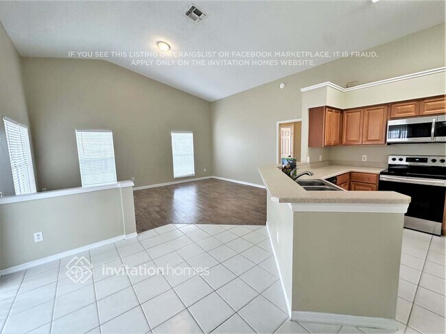 Foto del edificio - 1577 Bay Club Rd