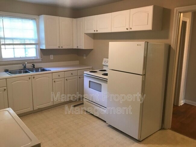 Foto del edificio - 10 Brookview Cir