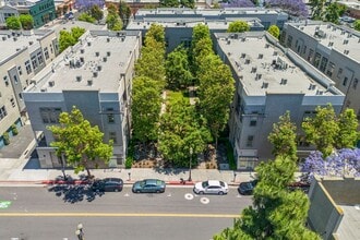 Building Photo - 253 N Bush St