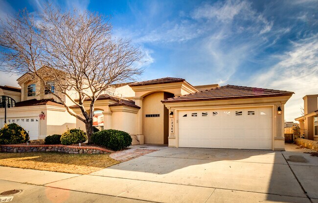Building Photo - Home For Rent