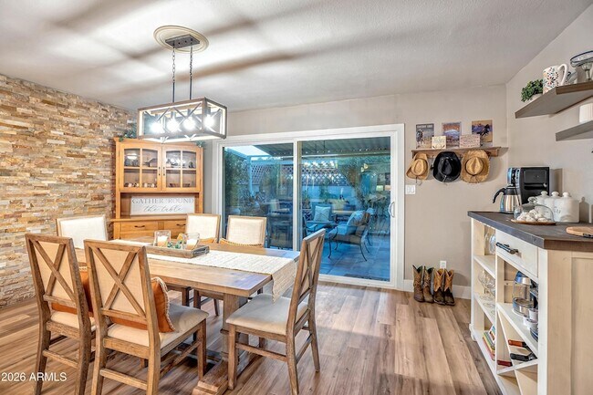 Foto del edificio - 5045 N 81st St