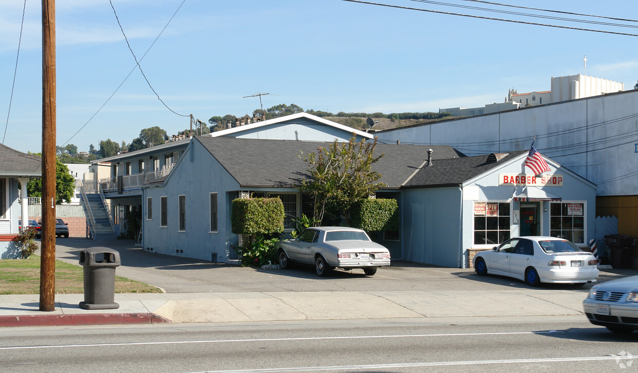 Primary Photo - 1220 S Glendale Ave
