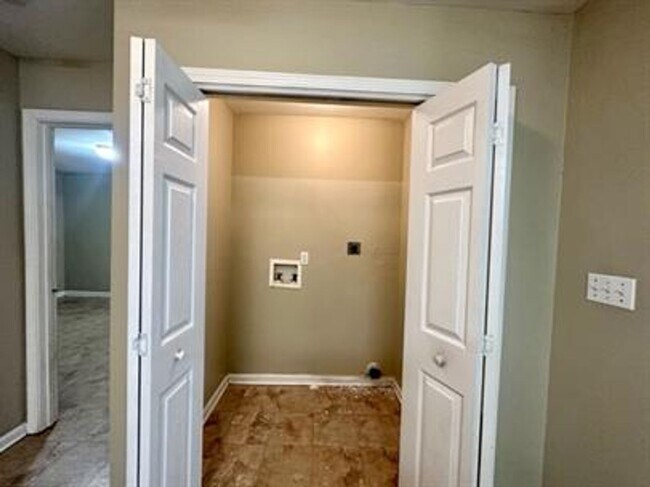 Foto del edificio - House for Rent