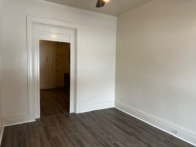 Building Photo - 1227 N 2nd St