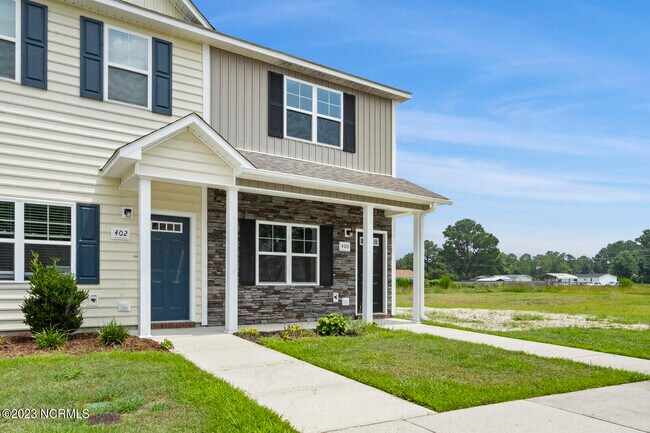 Building Photo - 400 Justice Farm Dr